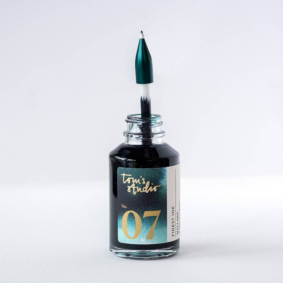 The Brass Wren - Refillable Writing Pen