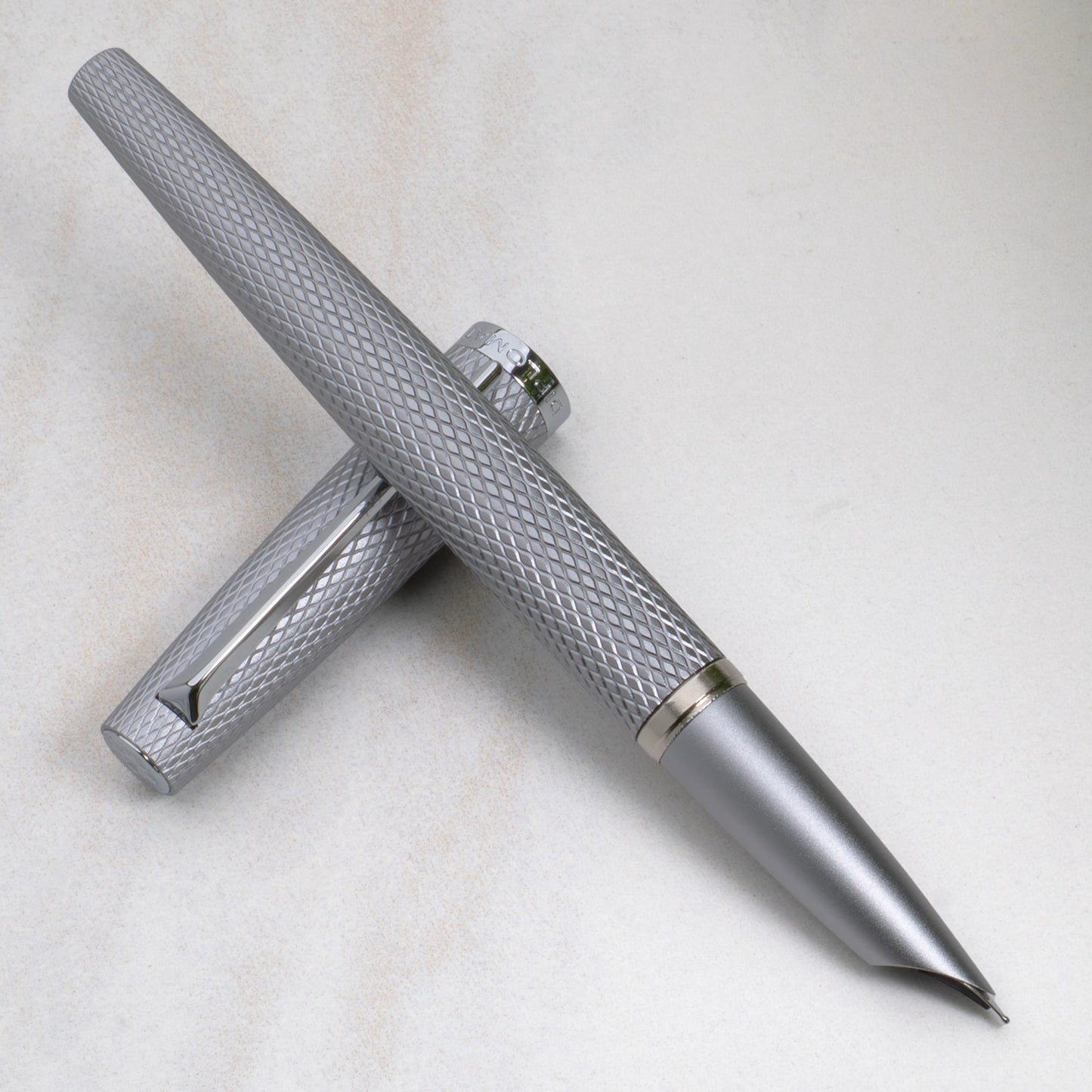 Viper Fountain Pen - Diplomat